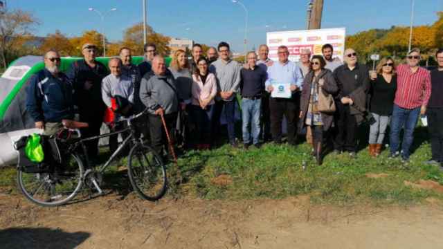 Acto reivindicativo de la campaña 'Volem el Trambaix al Pla' / PTP