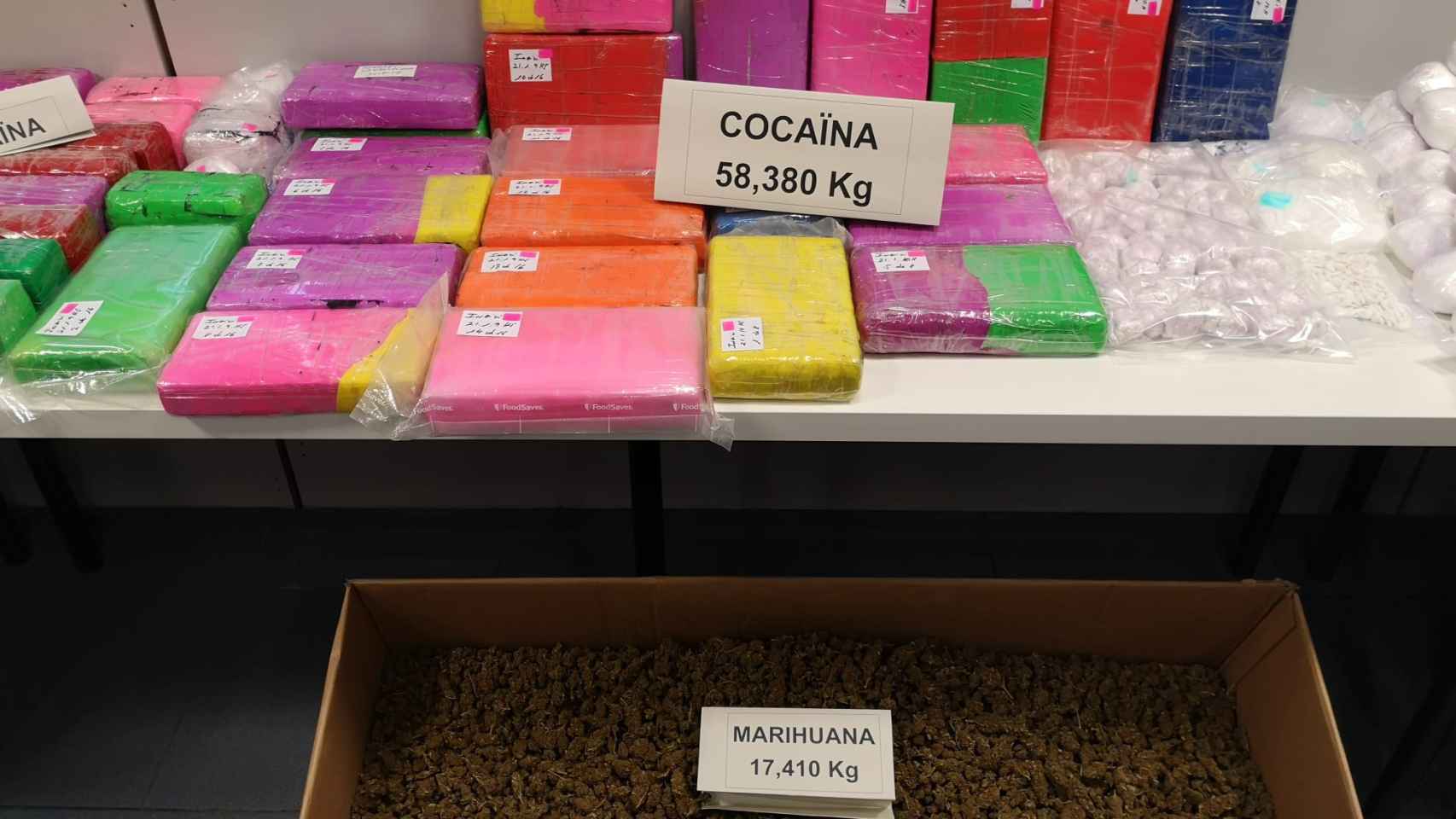 Los mossos incautaron 54 kilogramos de cocaína en el operativo.