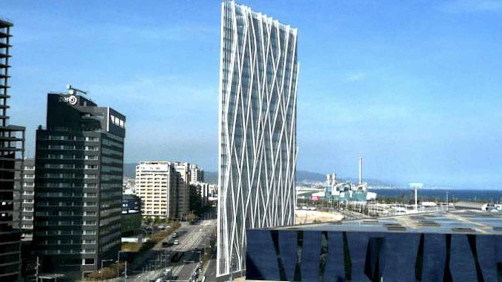 La Torre Telefónica, el rascacielos Diagonal 00, donde se instalará la multinacional estadounidense Ingram Micro / EFE
