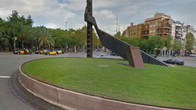 Plaza de la República, del distrito de Nou Barris, donde se ha producido la violación en grupo / GOOGLE MAPS