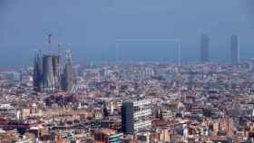 Imagen de Barcelona, un día que se activó el protocolo por alta contaminación en 2019 / ARCHIVO