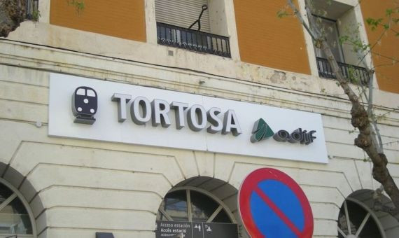 Una imagen de archivo de la estación de trenes de Tortosa / EP