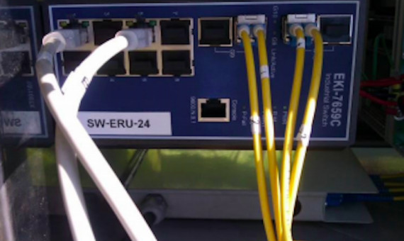 Detalles del equipamiento de una ERU en la que ya se han pasado las comunicaciones a fibra / AJ. DE BARCELONA