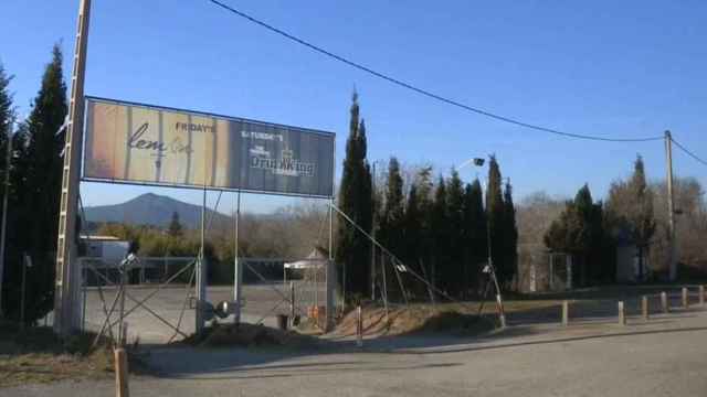 Exterior de la discoteca Lemon en Sant Cugat