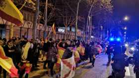 Ultras españolistas protestan en la Meridiana este viernes en contra del corte de los CDR /G.A