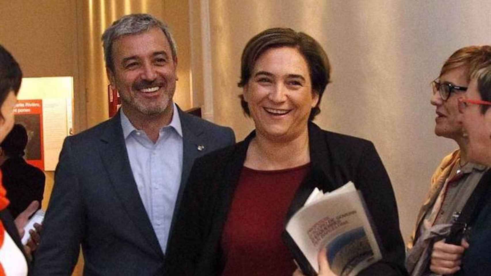 Ada Colau (BComú) y Jaume Colllboni (PSC) en una imagen de archivo / EFE
