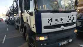 El vehículo con el que viajaba el camionero drogado pillado en la Zona Franca / TWITTER GUÀRDIA URBANA BARCELONA