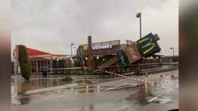 El McDonalds de Sant Boi, derruido por el temporal Gloria / METRÓPOLI ABIERTA