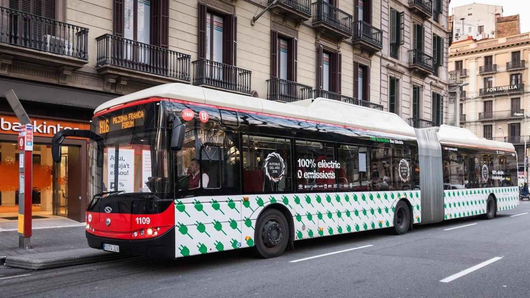 Un autobús del TMB de emisión cero / EUROPA PRESS