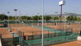 Pistas de tenis de la Federación Catalana de Tenis / EL LLOBREGAT