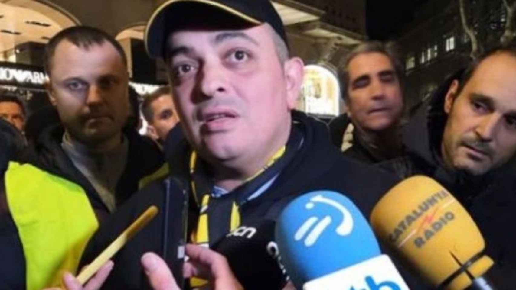 Tito Álvarez, rodeado de micros / EUROPA PRESS