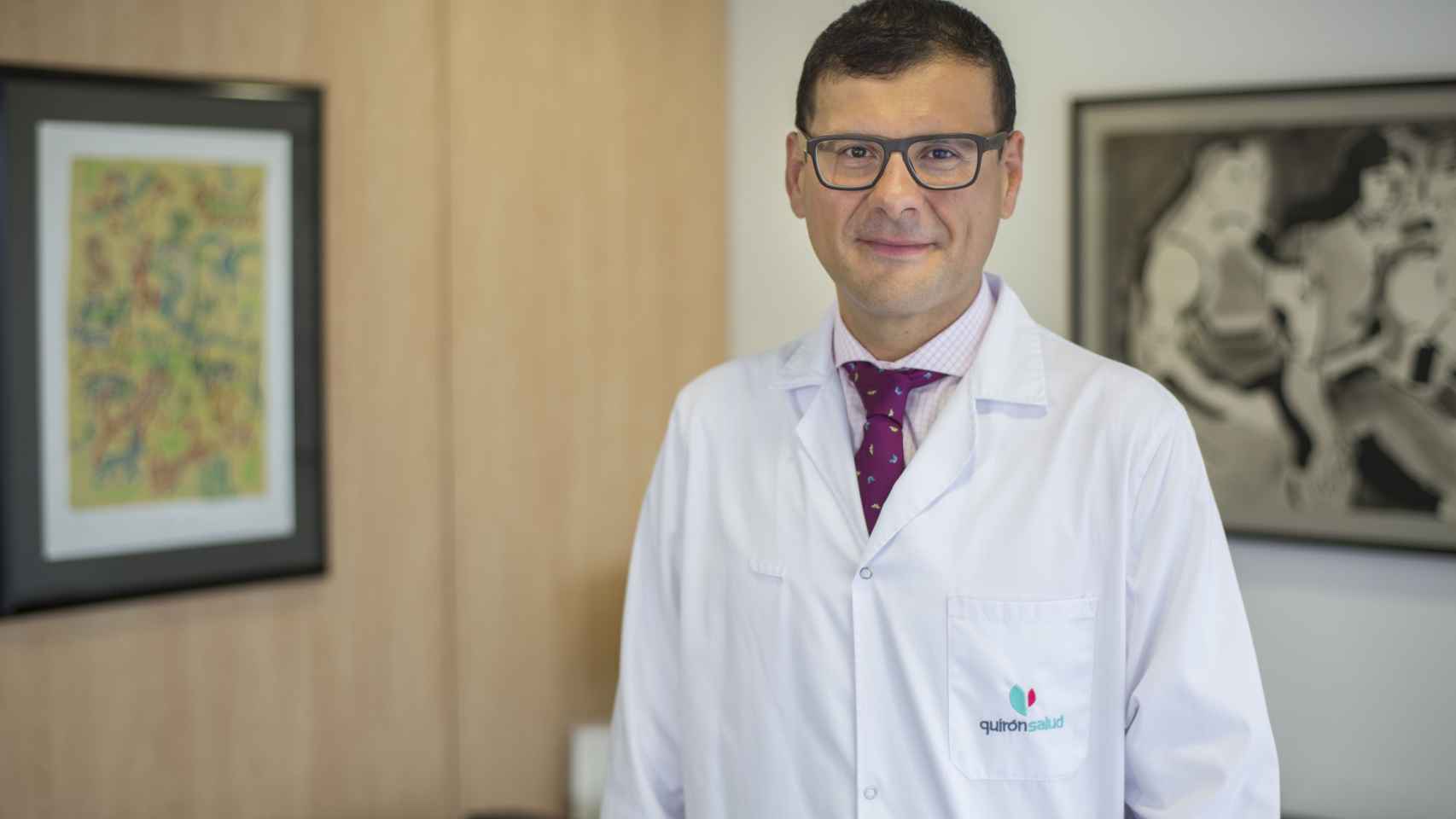 El doctor José Altamirano, hepatólogo y facultativo del Servicio de Medicina Interna del Hospital Quirónsalud Barcelona