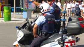 Agentes de los Mossos d'Esquadra en Barcelona / PXHERE
