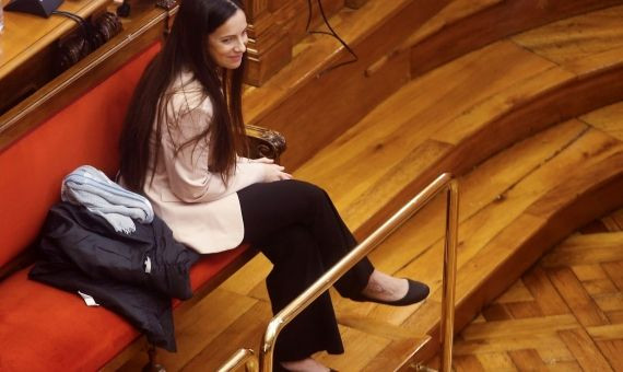 Rosa Peral sonríe desde el banquillo de los acusados este miércoles en la Audiencia de Barcelona / EFE
