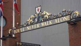 'You'll Never Walk Alone', una proclama de los aficionados del Liverpool ahora contra el coronavirus / WIKI