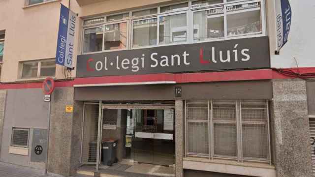 Col·legi Sant Lluís en Nou Barris, Barcelona / MAPS