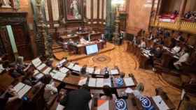 Un pleno en el Ayuntamiento de Barcelona / EFE