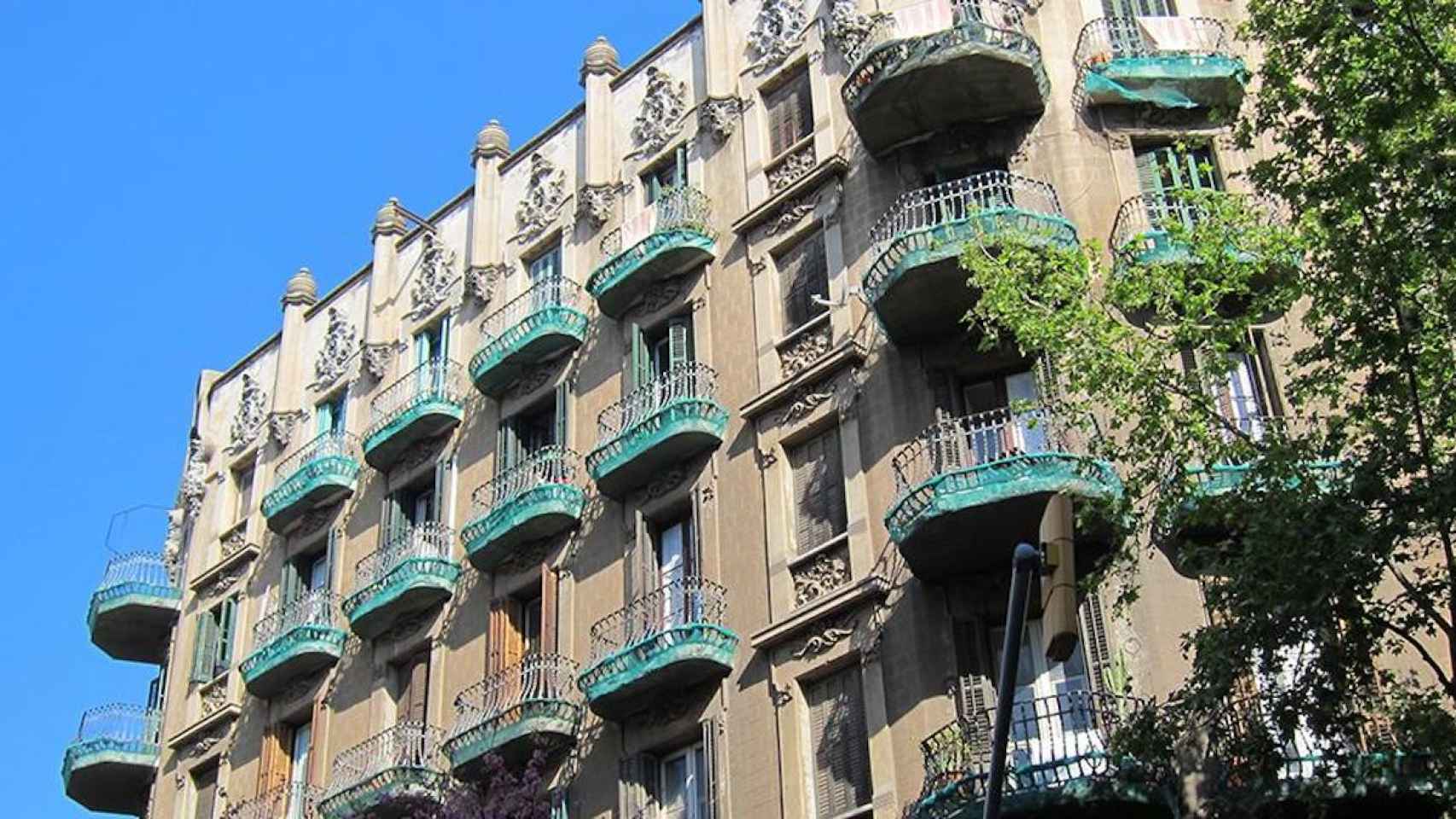 Un bloque de pisos de segunda mano en Barcelona