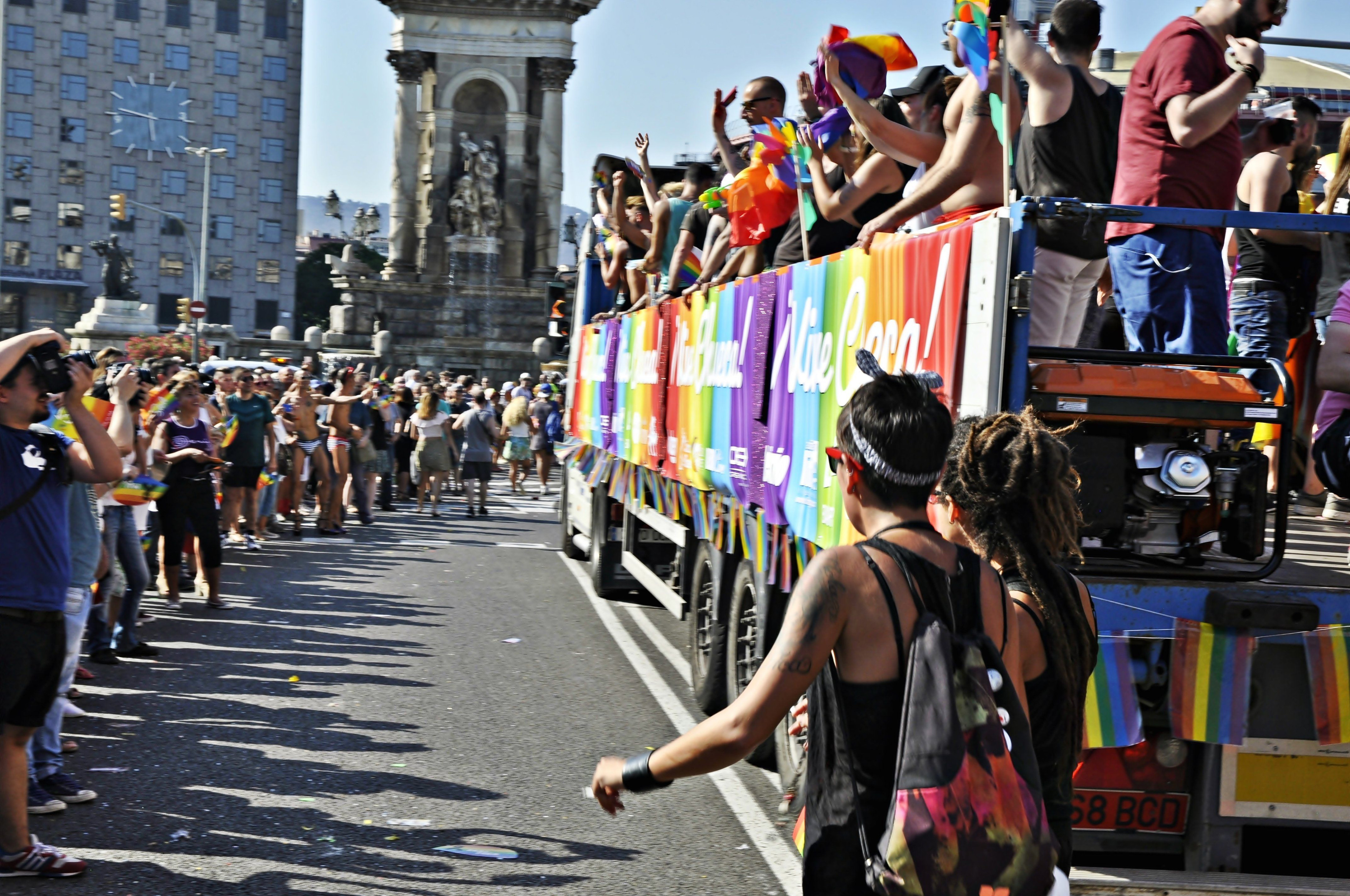 El Pride Barcelona, en una de sus anteriores ediciones / ARCHIVO