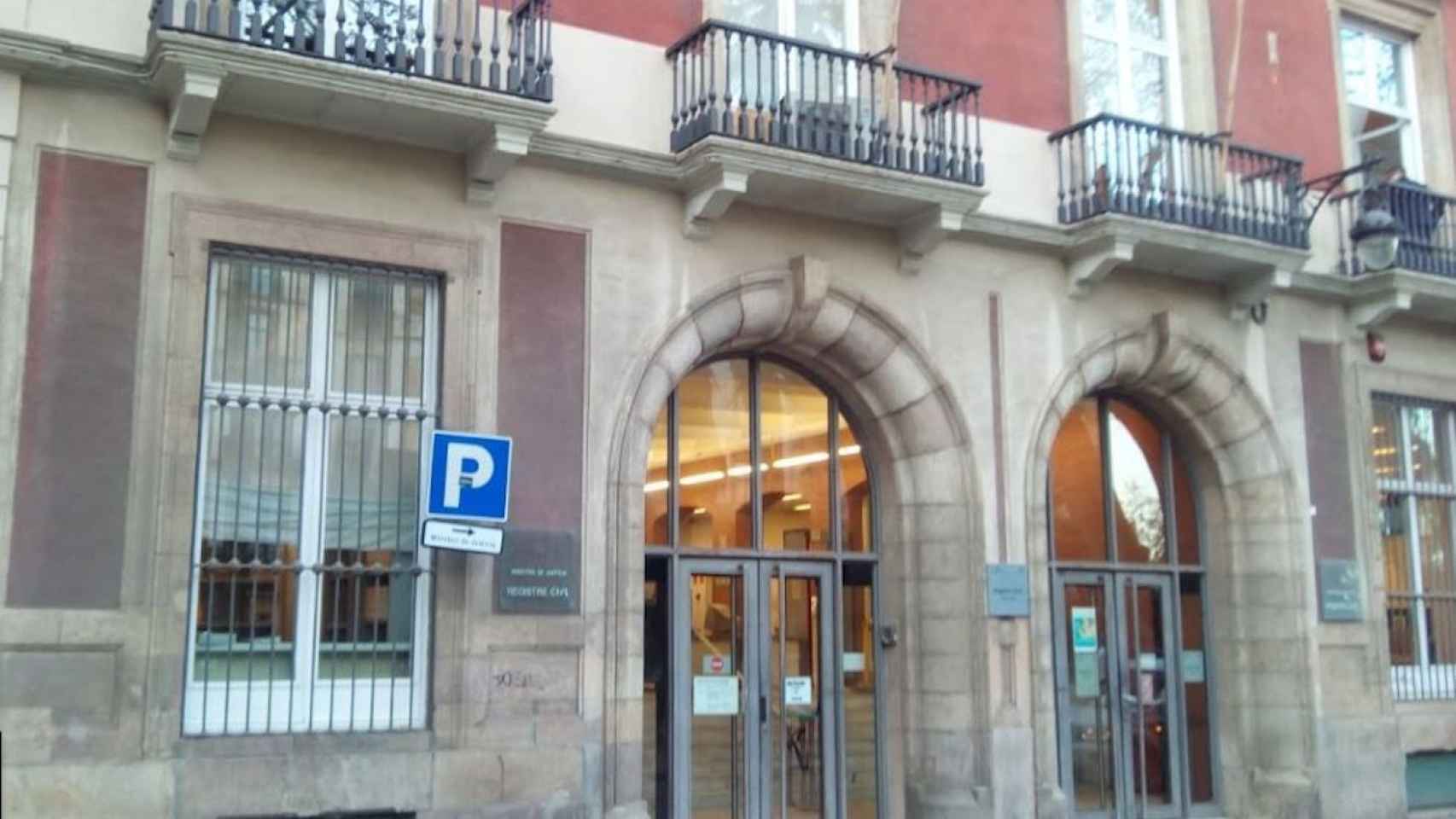 Imagen de archivo de la entrada del Registro Civil de Barcelona