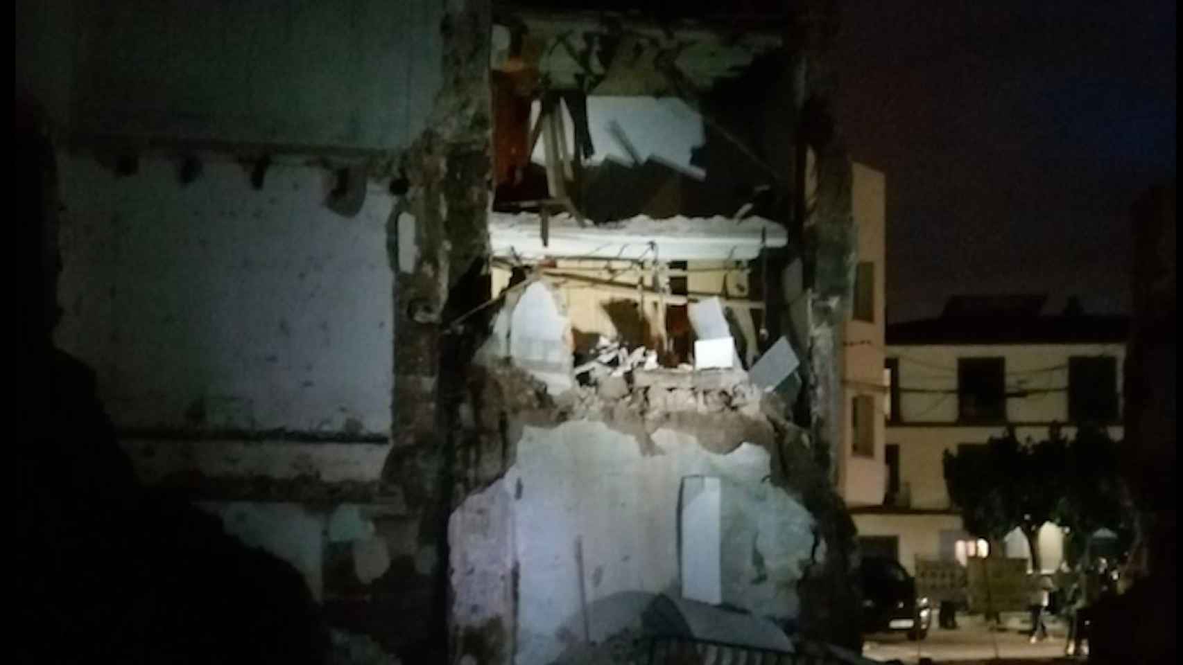 Una casa se derrumbó este domingo en Sentmenat / TWITTER BOMBERS