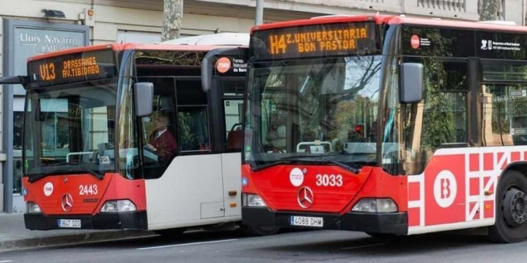 Buses de TMB en Barcelona / ARCHIVO