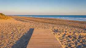 Imagen de archivo de la playa de Gavà / LUCAS FOX