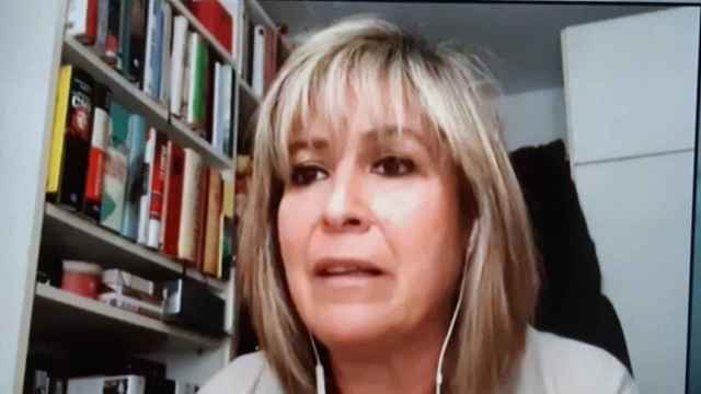 La alcaldesa de L'Hospitalet, Núria Marín, en un momento de la entrevista con TV3 / TELEVISIÓ DE CATALUNYA