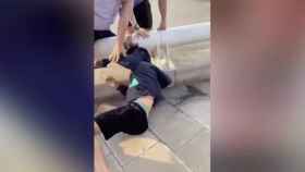 Un joven magrebí es agredido tras robar a un anciano
