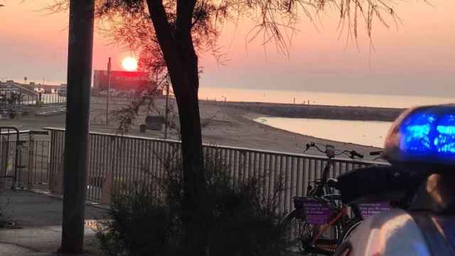 Las playas de Barcelona, esta madrugada de Sant Joan / TWITTER GUARDIA URBANA