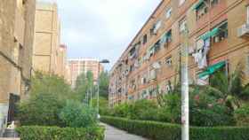 Bloque de pisos de Sant Roc, barrio de Badalona / GOOGLE MAPS