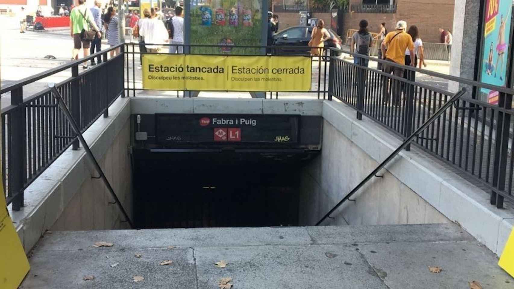 La estación de Fabra i Puig cerrada el verano pasado durante las obras en el metro de la L1 / RP