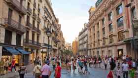 Ciudadanos de Barcelona en el Portal de l'Àngel / AYUNTAMIENTO DE BARCELONA
