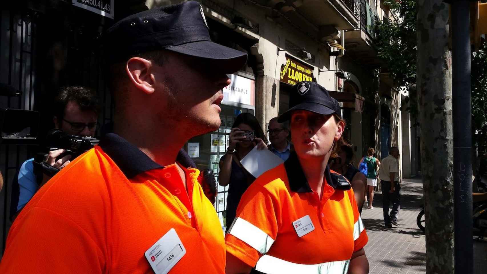 Agentes cívicos, en Barcelona / AYUNTAMIENTO DE BARCELONA