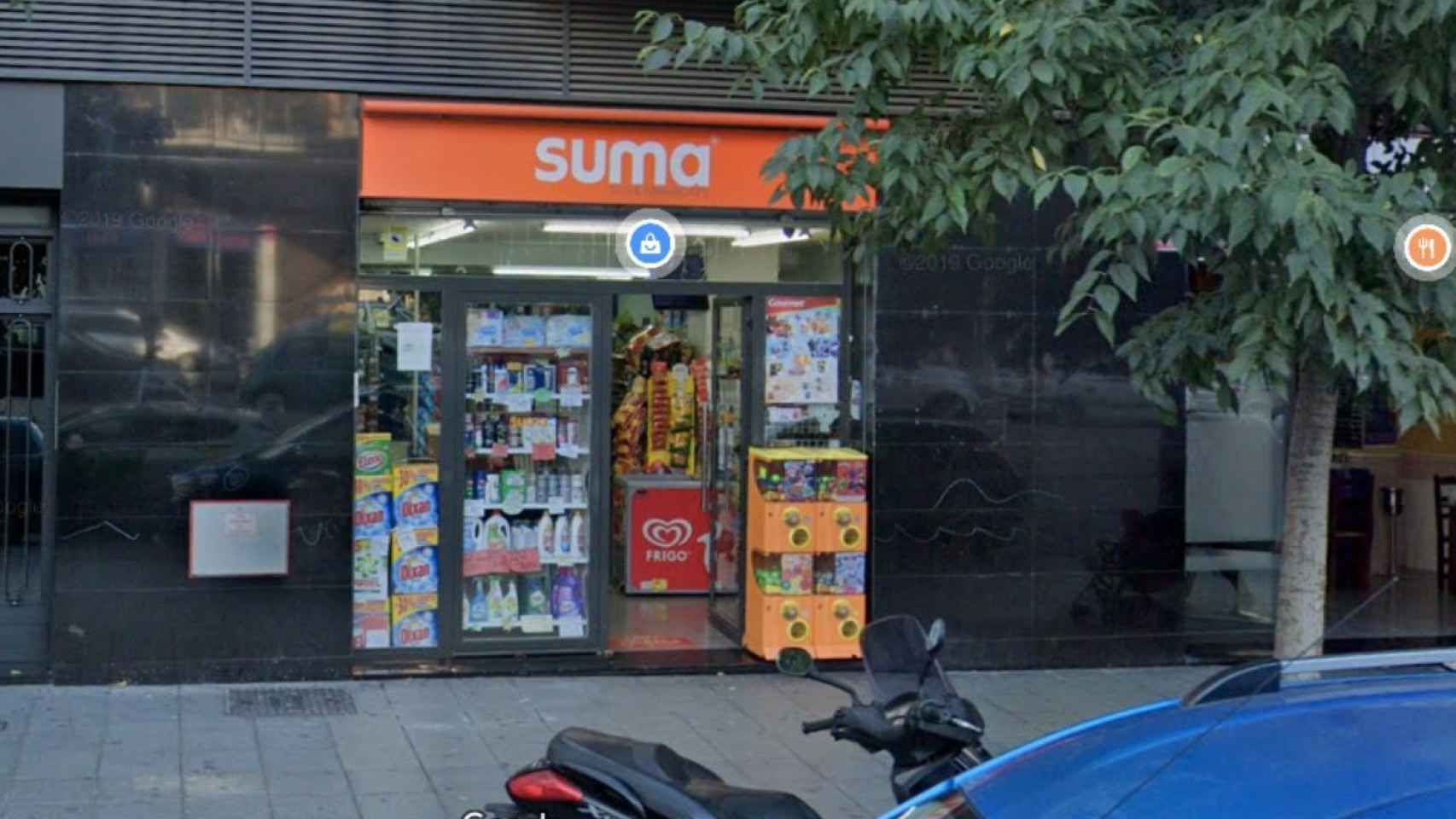 Cuatro hombres destrozaron este supermercado de Santa Coloma / GOOGLE MAPS