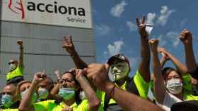 Miembros de la plantilla de Acciona durante una de las protestas contra Nissan / EFE