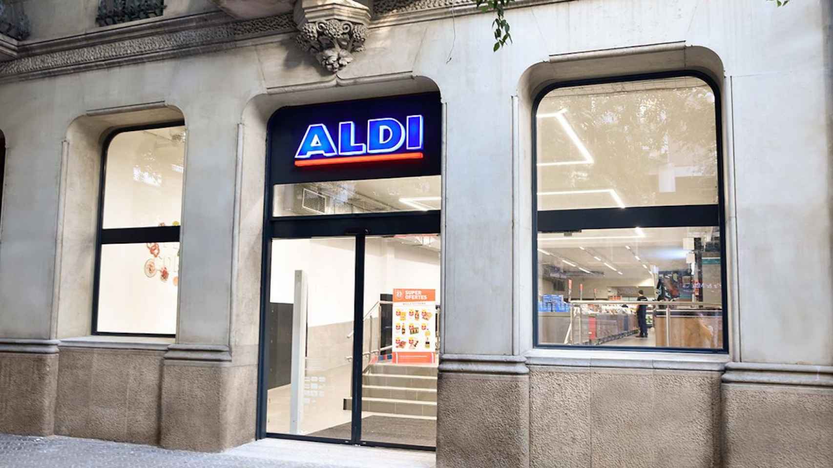 Aldi abre un nuevo establecimiento en el Eixample / ALDI