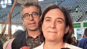 El concejal Jordi Martí junto con la alcaldesa Ada Colau / EUROPA PRESS