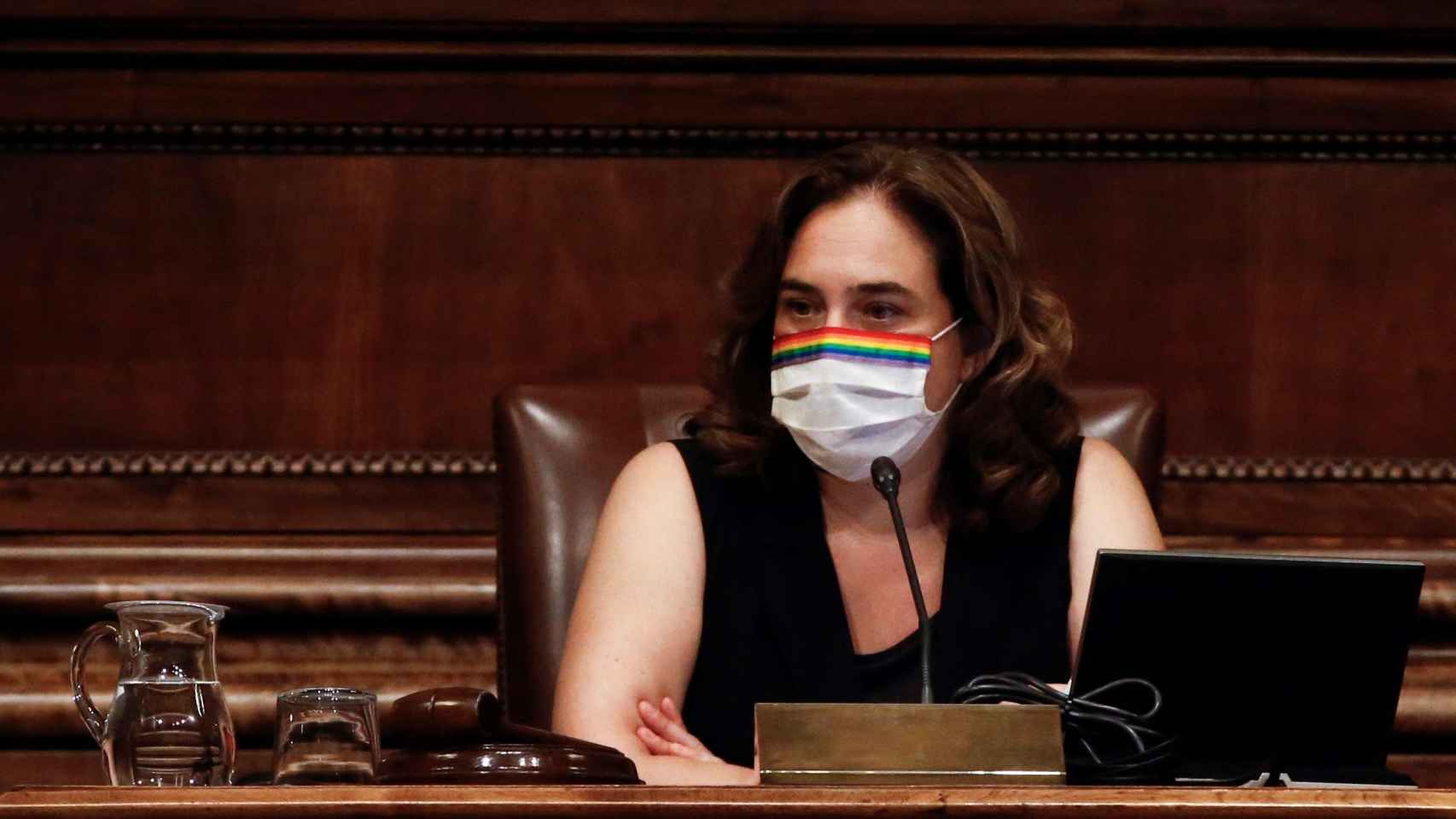 La alcaldesa de Barcelona, Ada Colau, durante un pleno en agosto / EFE - QUIQUE GARCÍA