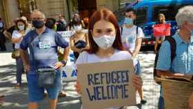 Concentración en Barcelona para reclamar alojamiento seguro para los refugiados de Moria (Grecia) / UCFR BARCELONA