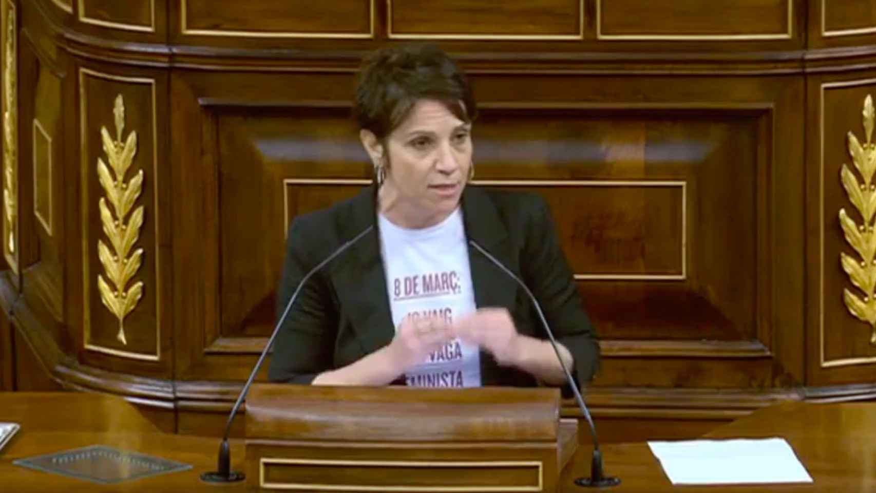 Alicia Ramos, en el Congreso de los Diputados, ha sido fichada por Ada Colau