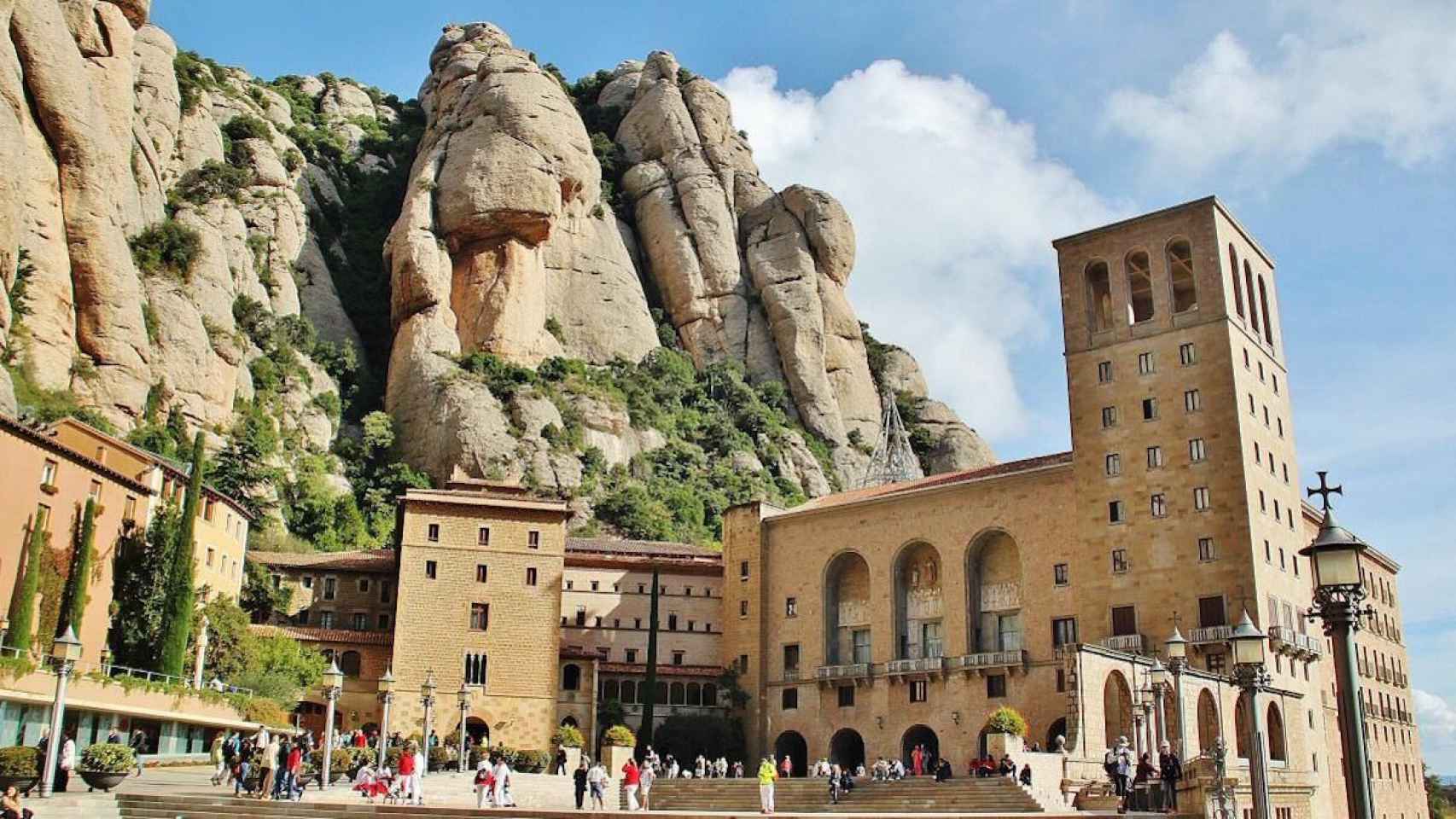 Monasterio de Montserrat, ubicación en la que ha arrancado la temporada el Gran Teatre del Liceu de Barcelona / ARCHIVO