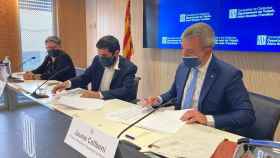 Chakir El Homrani, conseller del Govern, y Jaume Collboni, teniente de alcalde de Barcelona, en la firma del pacto / GENCAT