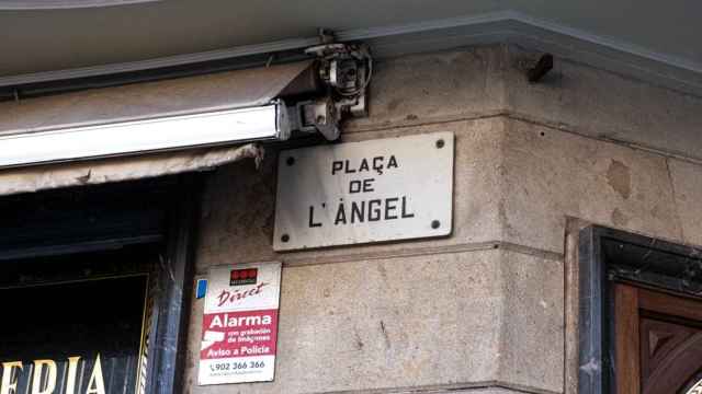 Letrero de la Plaça de l'Àngel en Barcelona / PABLO MIRANZO