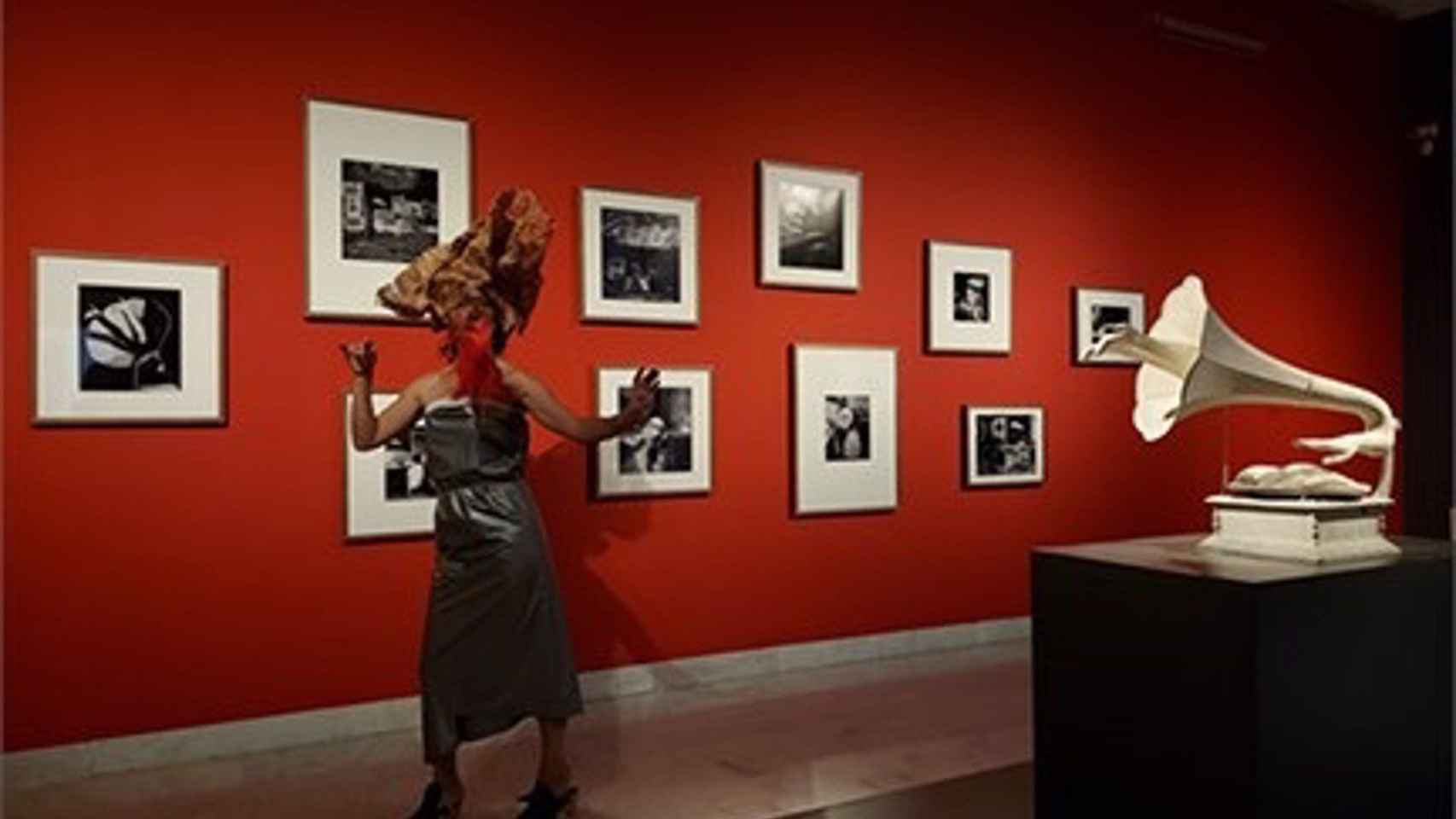 Performance de Sònia Gómez en la exposición 'Jamais' en el Museu Picasso de Barcelona - MUSEU PICASSO