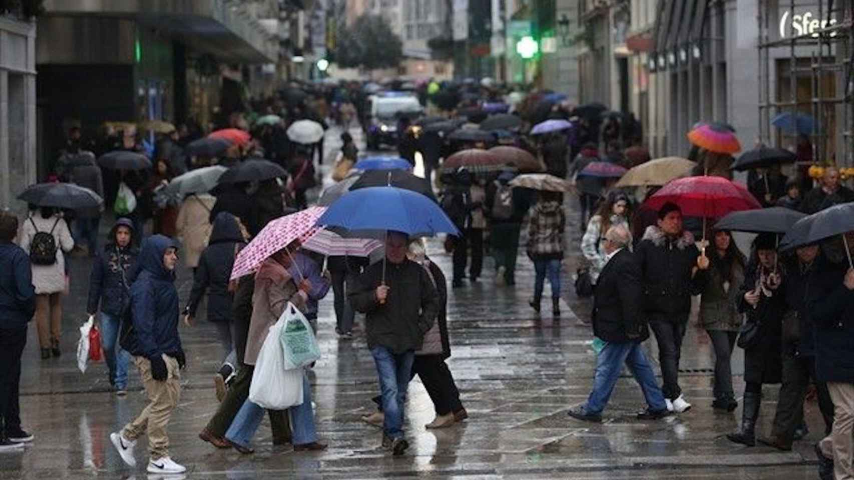 Ciudadanos, un día de lluvia en Barcelona en 2018 / EUROPA PRESS