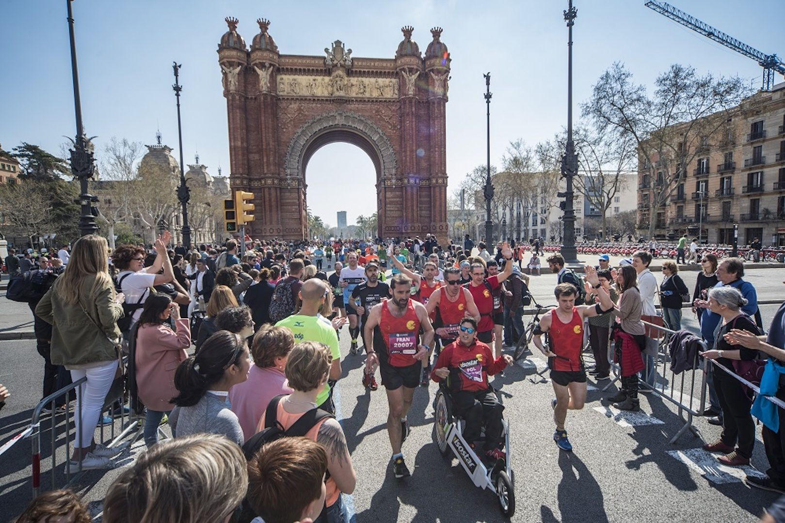 Participantes en una de las ediciones de la maratón de Barcelona / ZURICH MARATÓ BARCELONA