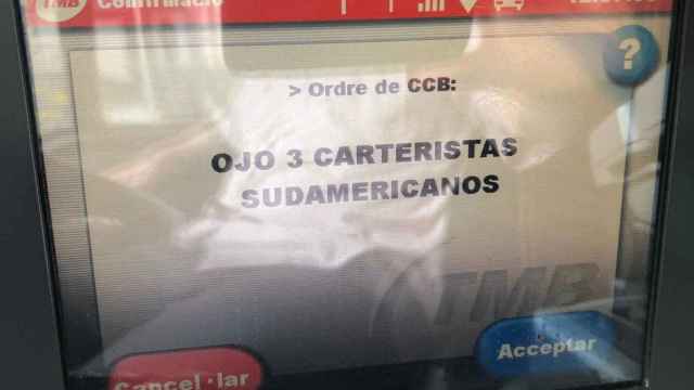 El mensaje enviado por TMB desde la central de mando de bus / TWITTER SINDICATO COS