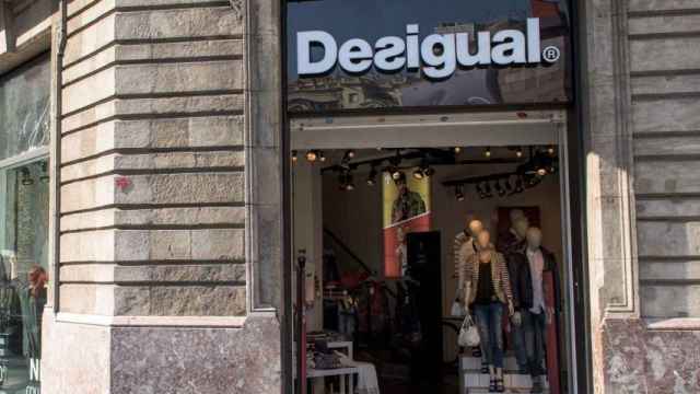 Tienda de Desigual en el Paseo de Gràcia / MA