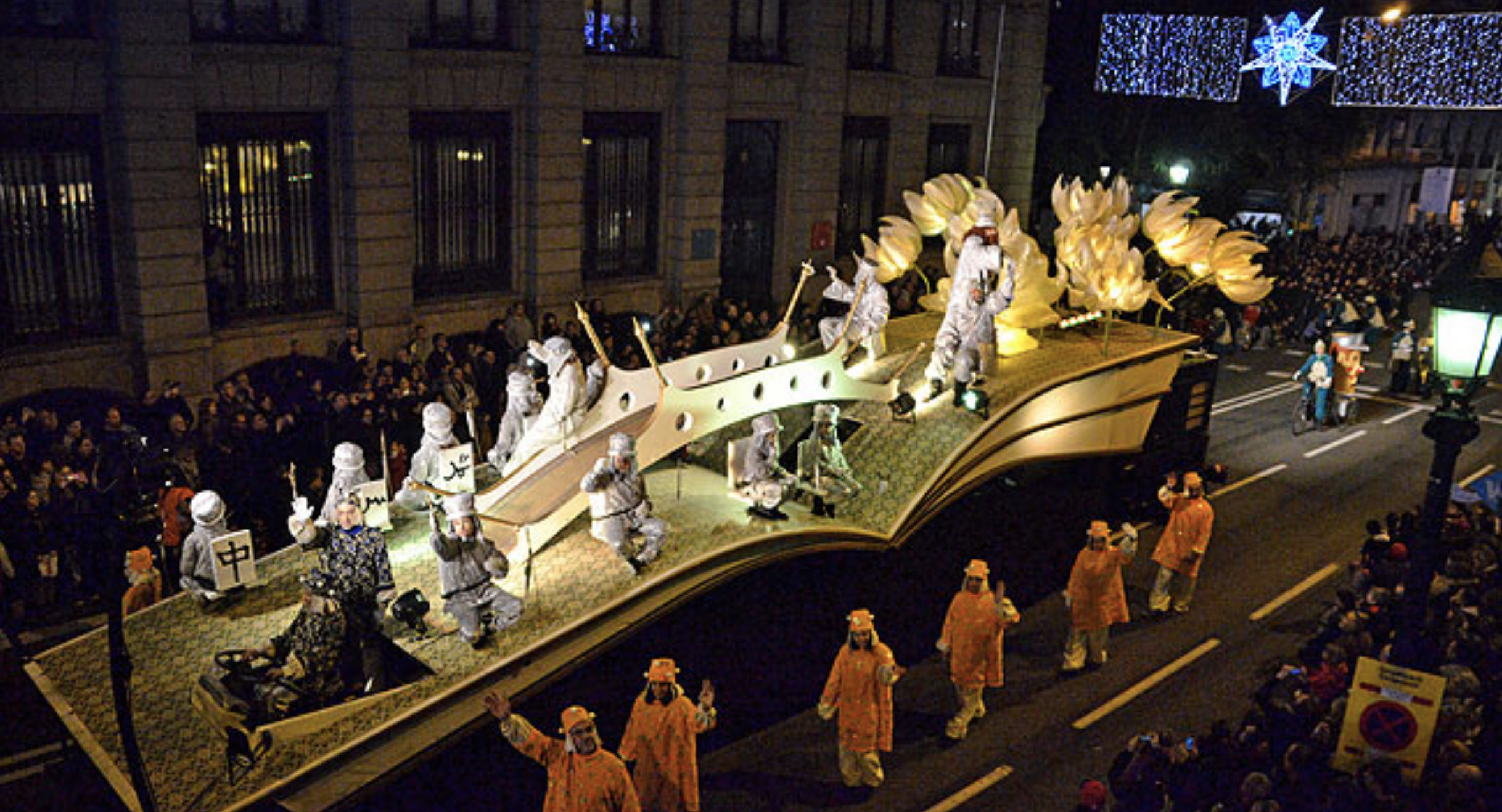 La cabalgata de Reyes en Barcelona en una edición pasada / EFE
